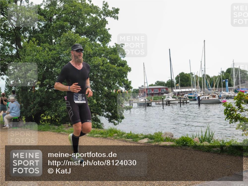 22.06.2025 - Viking Triathlon KatJ http://msf.ph/oto/8124030 22.06.2025 13:38:57 Laufen 128, 311 meine-sportfotos.de