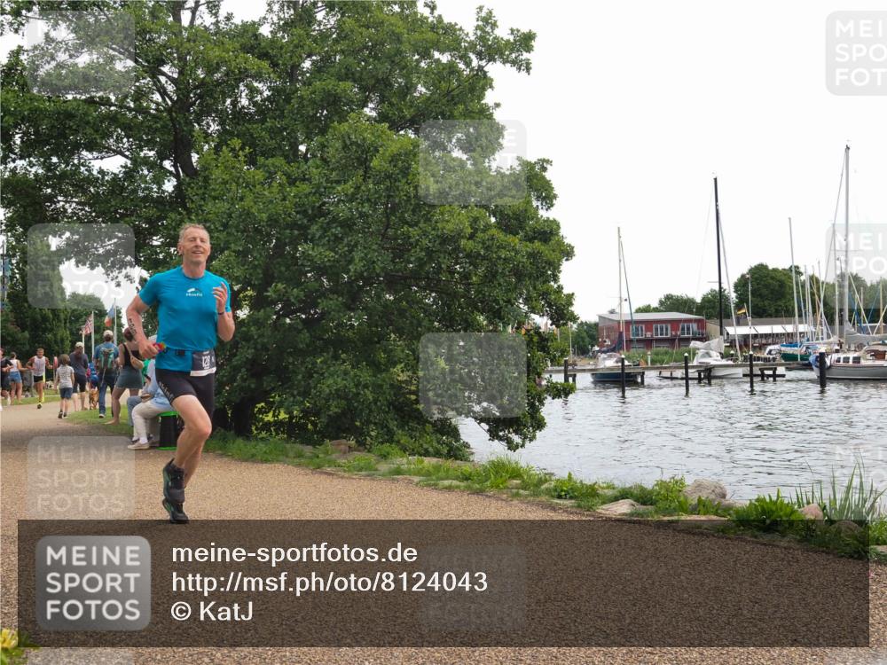 22.06.2025 - Viking Triathlon KatJ http://msf.ph/oto/8124043 22.06.2025 13:38:59 Laufen 128, 311 meine-sportfotos.de