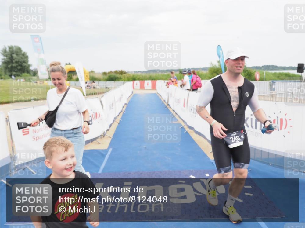 22.06.2025 - Viking Triathlon MichiJ http://msf.ph/oto/8124048 22.06.2025 17:09:49 Ziel 246 meine-sportfotos.de
