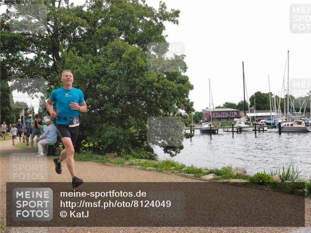 22.06.2025 - Viking Triathlon KatJ http://msf.ph/oto/8124049 22.06.2025 13:39:00 Laufen 128, 311 meine-sportfotos.de