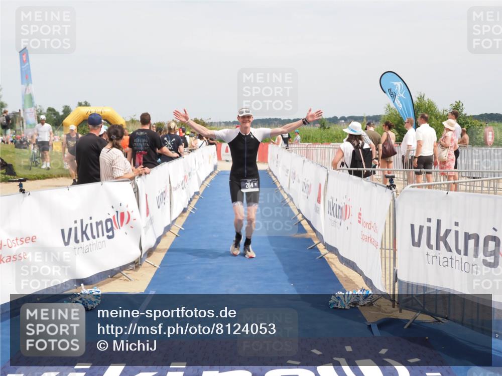 22.06.2025 - Viking Triathlon MichiJ http://msf.ph/oto/8124053 22.06.2025 15:14:54 Ziel 264, 377 meine-sportfotos.de