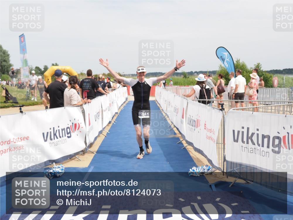 22.06.2025 - Viking Triathlon MichiJ http://msf.ph/oto/8124073 22.06.2025 15:14:54 Ziel 264, 377 meine-sportfotos.de