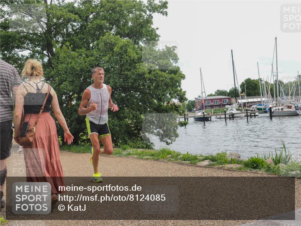 22.06.2025 - Viking Triathlon KatJ http://msf.ph/oto/8124085 22.06.2025 13:39:07 Laufen 349, 408 meine-sportfotos.de