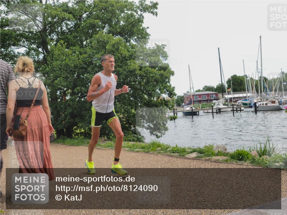 22.06.2025 - Viking Triathlon KatJ http://msf.ph/oto/8124090 22.06.2025 13:39:07 Laufen 349, 408 meine-sportfotos.de
