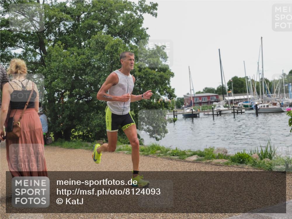 22.06.2025 - Viking Triathlon KatJ http://msf.ph/oto/8124093 22.06.2025 13:39:07 Laufen 349, 408 meine-sportfotos.de