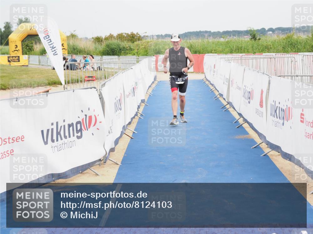 22.06.2025 - Viking Triathlon MichiJ http://msf.ph/oto/8124103 22.06.2025 17:18:02 Ziel 447 meine-sportfotos.de
