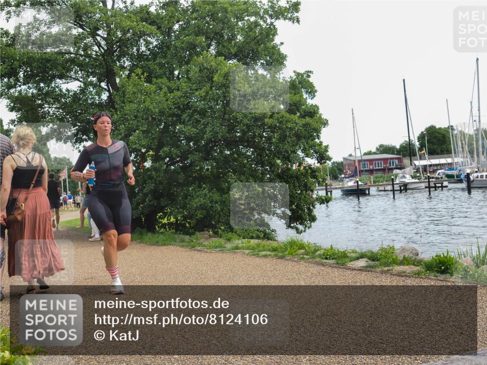 22.06.2025 - Viking Triathlon KatJ http://msf.ph/oto/8124106 22.06.2025 13:39:09 Laufen 349, 408 meine-sportfotos.de