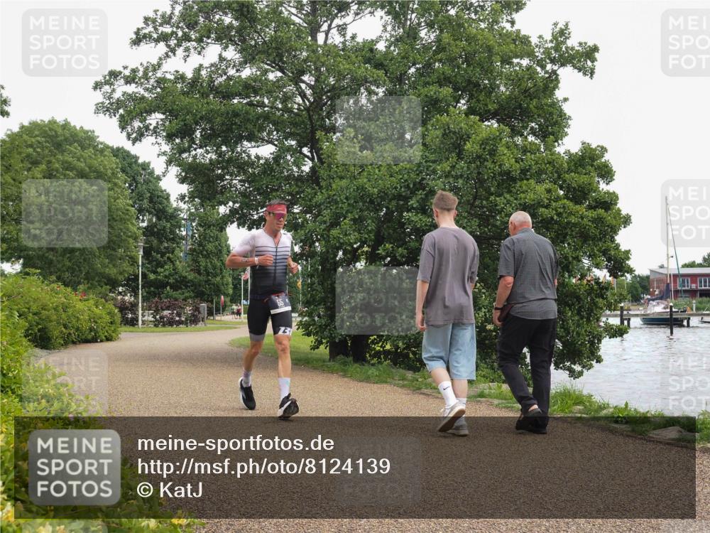 22.06.2025 - Viking Triathlon KatJ http://msf.ph/oto/8124139 22.06.2025 15:20:07 Laufen 55 meine-sportfotos.de