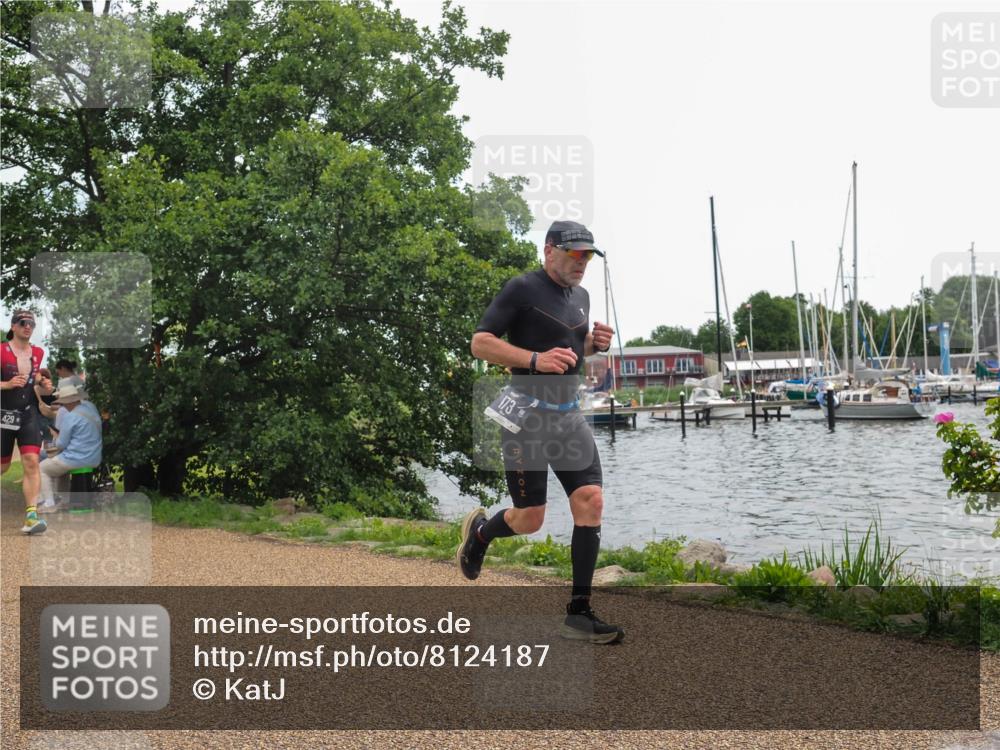 22.06.2025 - Viking Triathlon KatJ http://msf.ph/oto/8124187 22.06.2025 13:39:30 Laufen 173, 429 meine-sportfotos.de