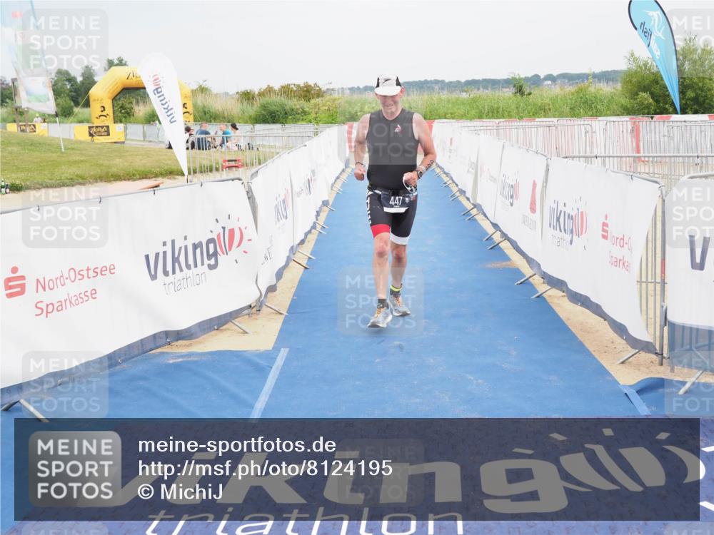 22.06.2025 - Viking Triathlon MichiJ http://msf.ph/oto/8124195 22.06.2025 17:18:03 Ziel 447 meine-sportfotos.de