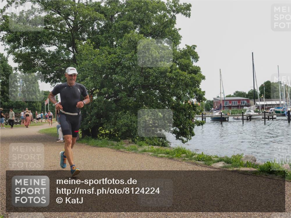 22.06.2025 - Viking Triathlon KatJ http://msf.ph/oto/8124224 22.06.2025 13:39:34 Laufen 283, 429 meine-sportfotos.de