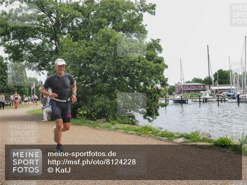 22.06.2025 - Viking Triathlon KatJ http://msf.ph/oto/8124228 22.06.2025 13:39:34 Laufen 283, 429 meine-sportfotos.de