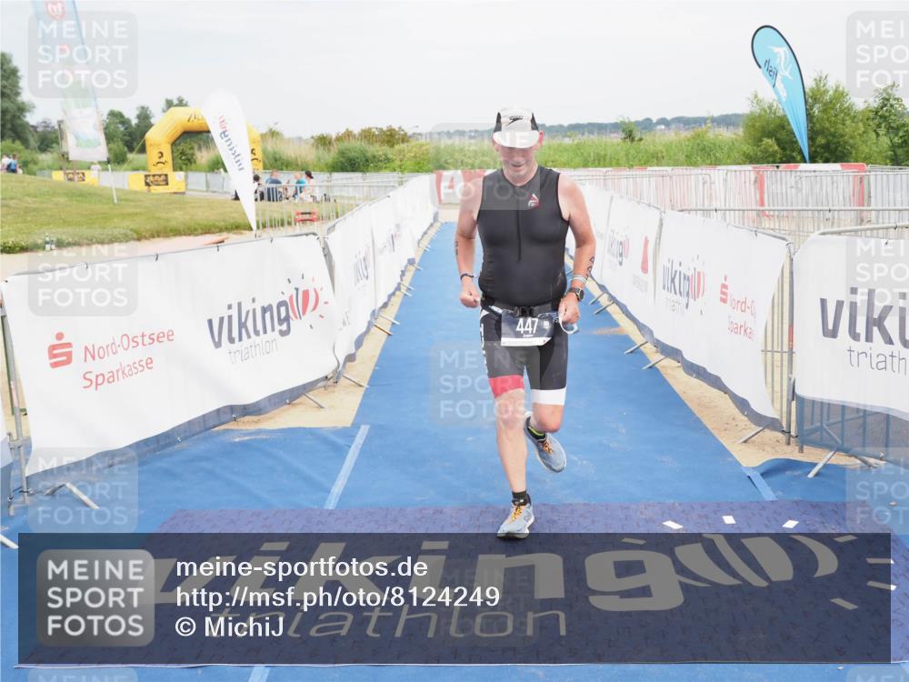 22.06.2025 - Viking Triathlon MichiJ http://msf.ph/oto/8124249 22.06.2025 17:18:04 Ziel 447 meine-sportfotos.de