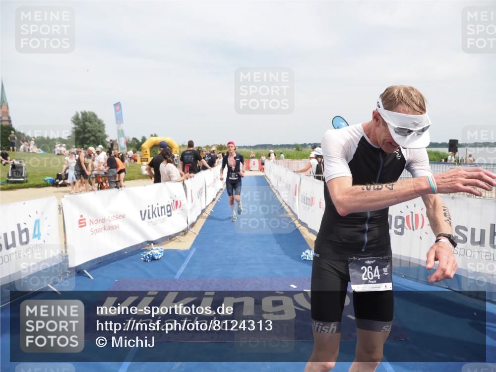 22.06.2025 - Viking Triathlon MichiJ http://msf.ph/oto/8124313 22.06.2025 15:14:59 Ziel 264, 377 meine-sportfotos.de