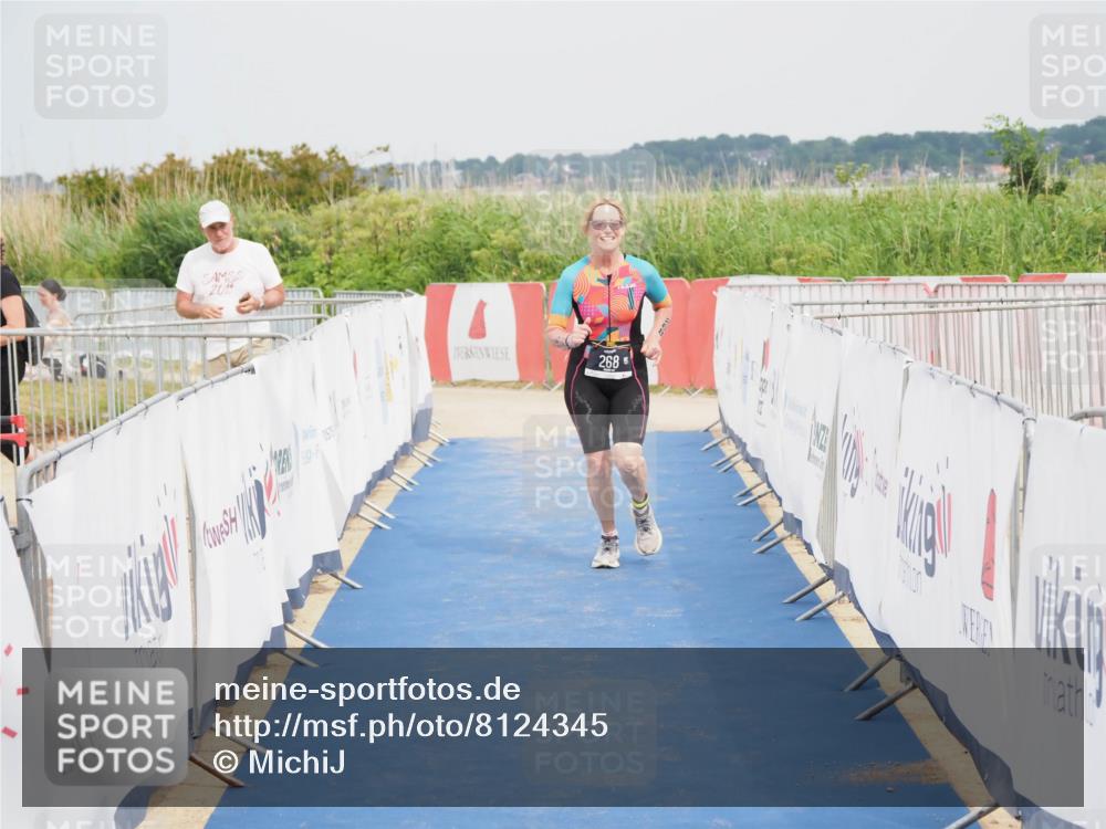 22.06.2025 - Viking Triathlon MichiJ http://msf.ph/oto/8124345 22.06.2025 17:19:16 Ziel 268 meine-sportfotos.de