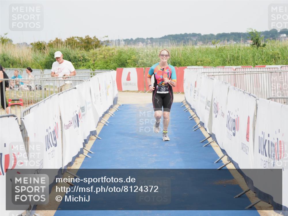 22.06.2025 - Viking Triathlon MichiJ http://msf.ph/oto/8124372 22.06.2025 17:19:16 Ziel 268 meine-sportfotos.de