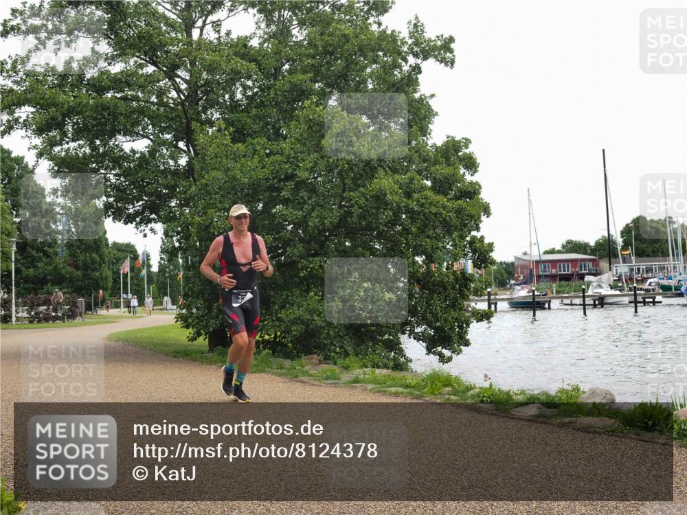 22.06.2025 - Viking Triathlon KatJ http://msf.ph/oto/8124378 22.06.2025 15:21:22 Laufen 327 meine-sportfotos.de