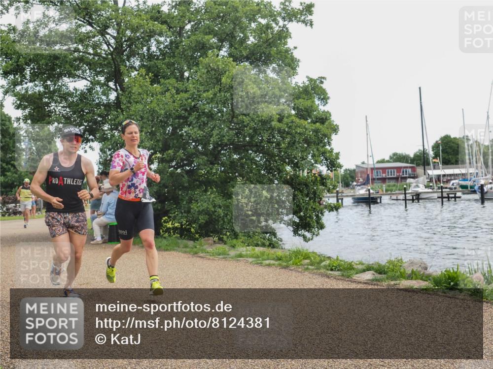22.06.2025 - Viking Triathlon KatJ http://msf.ph/oto/8124381 22.06.2025 13:40:01 Laufen 509 meine-sportfotos.de