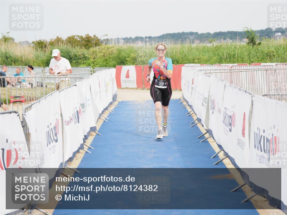 22.06.2025 - Viking Triathlon MichiJ http://msf.ph/oto/8124382 22.06.2025 17:19:16 Ziel 268 meine-sportfotos.de