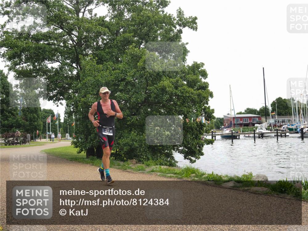 22.06.2025 - Viking Triathlon KatJ http://msf.ph/oto/8124384 22.06.2025 15:21:22 Laufen 327 meine-sportfotos.de