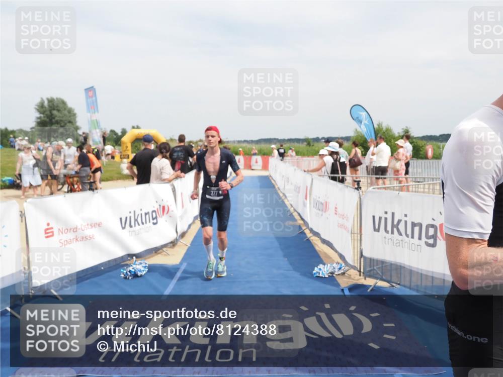 22.06.2025 - Viking Triathlon MichiJ http://msf.ph/oto/8124388 22.06.2025 15:15:00 Ziel 264, 377 meine-sportfotos.de