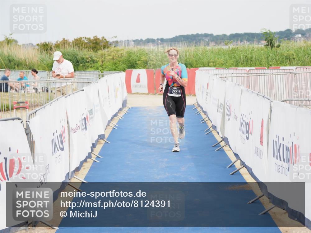 22.06.2025 - Viking Triathlon MichiJ http://msf.ph/oto/8124391 22.06.2025 17:19:16 Ziel 268 meine-sportfotos.de