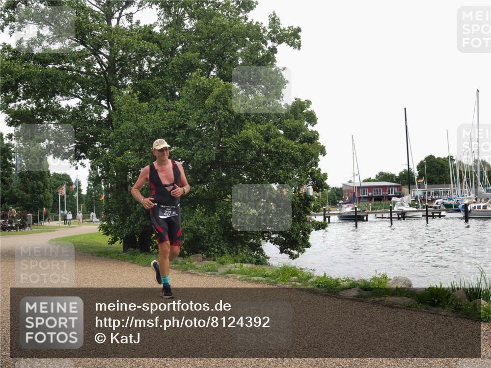 22.06.2025 - Viking Triathlon KatJ http://msf.ph/oto/8124392 22.06.2025 15:21:22 Laufen 327 meine-sportfotos.de