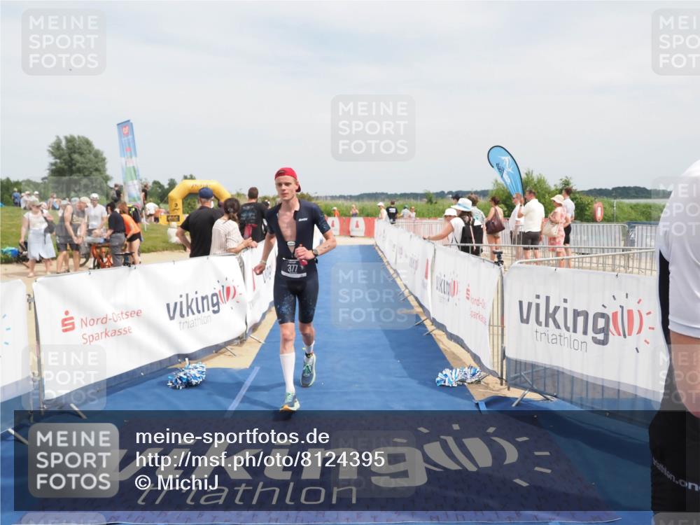 22.06.2025 - Viking Triathlon MichiJ http://msf.ph/oto/8124395 22.06.2025 15:15:00 Ziel 264, 377 meine-sportfotos.de