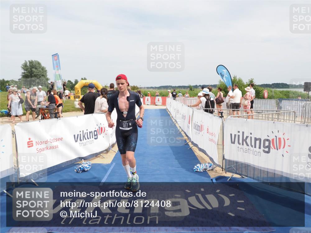 22.06.2025 - Viking Triathlon MichiJ http://msf.ph/oto/8124408 22.06.2025 15:15:00 Ziel 264, 377 meine-sportfotos.de