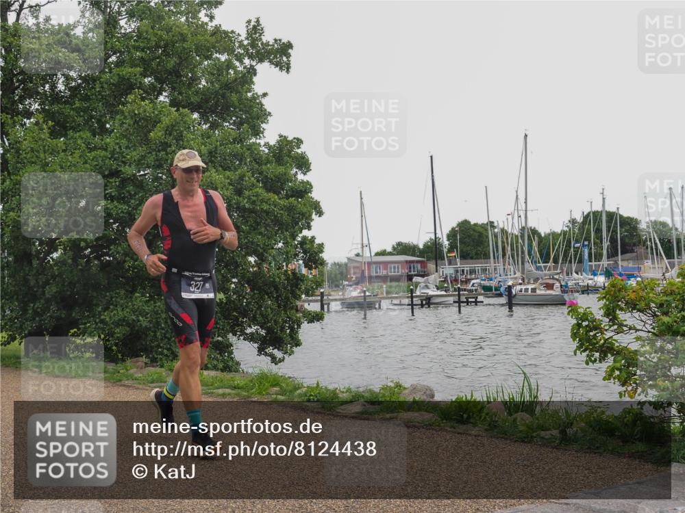 22.06.2025 - Viking Triathlon KatJ http://msf.ph/oto/8124438 22.06.2025 15:21:23 Laufen 327 meine-sportfotos.de