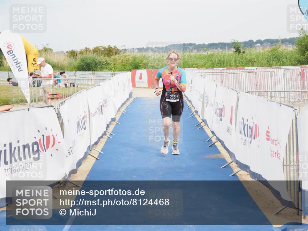 22.06.2025 - Viking Triathlon MichiJ http://msf.ph/oto/8124468 22.06.2025 17:19:18 Ziel 268 meine-sportfotos.de