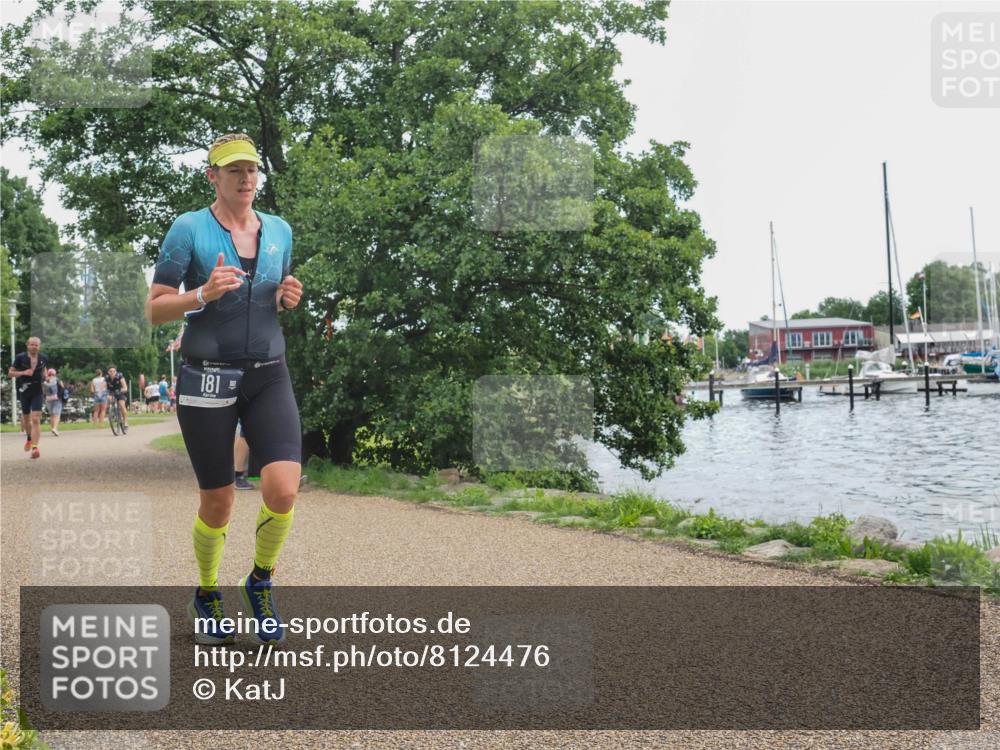 22.06.2025 - Viking Triathlon KatJ http://msf.ph/oto/8124476 22.06.2025 13:40:18 Laufen 181 meine-sportfotos.de
