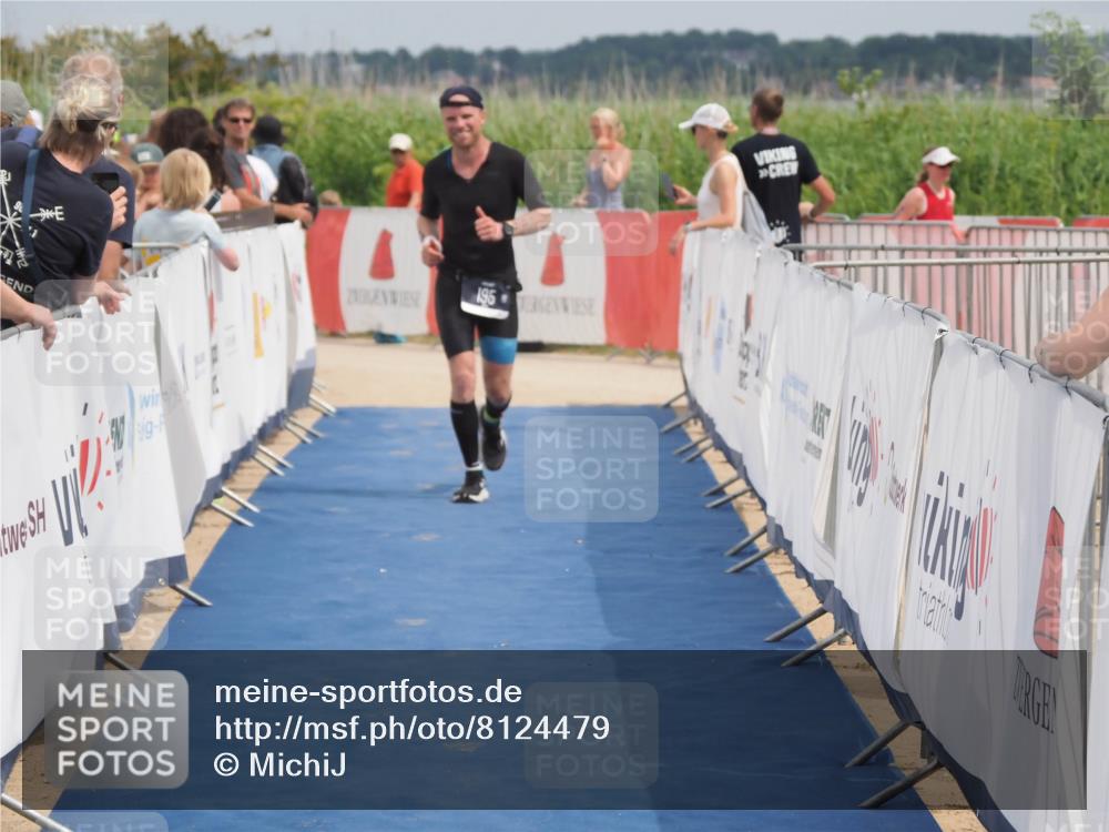 22.06.2025 - Viking Triathlon MichiJ http://msf.ph/oto/8124479 22.06.2025 15:15:09 Ziel 195 meine-sportfotos.de