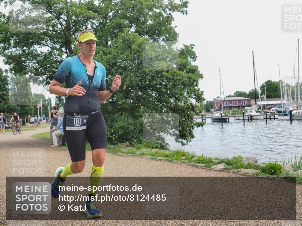 22.06.2025 - Viking Triathlon KatJ http://msf.ph/oto/8124485 22.06.2025 13:40:18 Laufen 181 meine-sportfotos.de