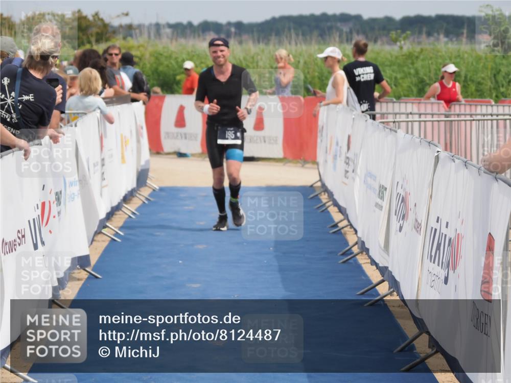 22.06.2025 - Viking Triathlon MichiJ http://msf.ph/oto/8124487 22.06.2025 15:15:09 Ziel 195 meine-sportfotos.de