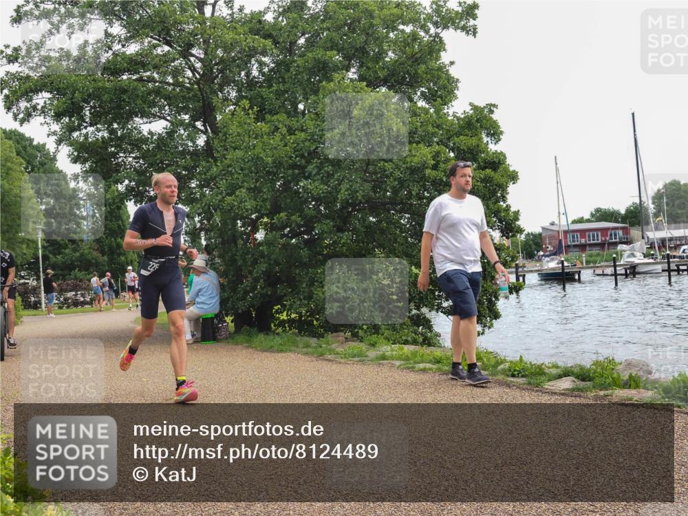 22.06.2025 - Viking Triathlon KatJ http://msf.ph/oto/8124489 22.06.2025 13:40:22 Laufen 225 meine-sportfotos.de