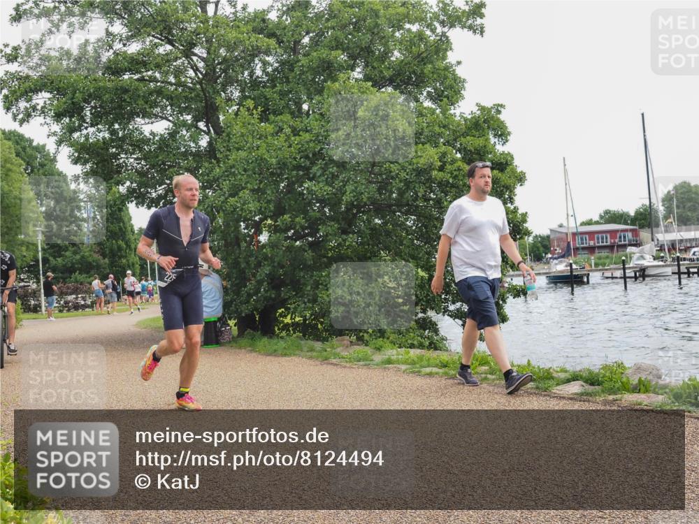 22.06.2025 - Viking Triathlon KatJ http://msf.ph/oto/8124494 22.06.2025 13:40:22 Laufen 225 meine-sportfotos.de