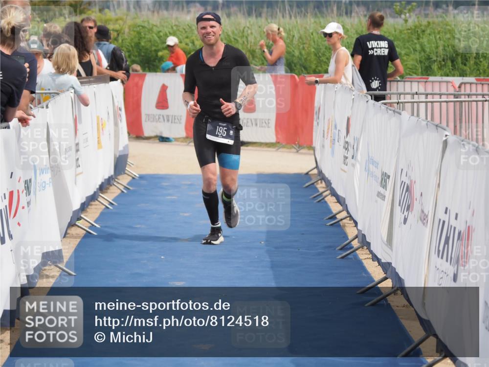22.06.2025 - Viking Triathlon MichiJ http://msf.ph/oto/8124518 22.06.2025 15:15:10 Ziel 195 meine-sportfotos.de