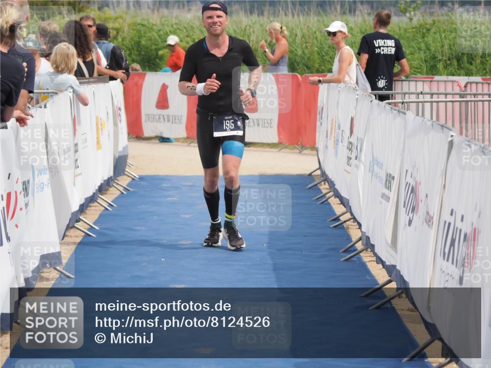22.06.2025 - Viking Triathlon MichiJ http://msf.ph/oto/8124526 22.06.2025 15:15:10 Ziel 195 meine-sportfotos.de