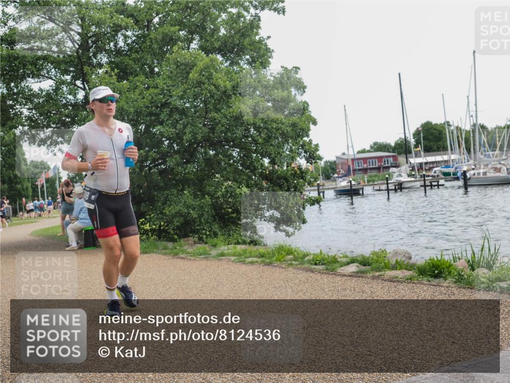 22.06.2025 - Viking Triathlon KatJ http://msf.ph/oto/8124536 22.06.2025 13:40:32 Laufen 318 meine-sportfotos.de