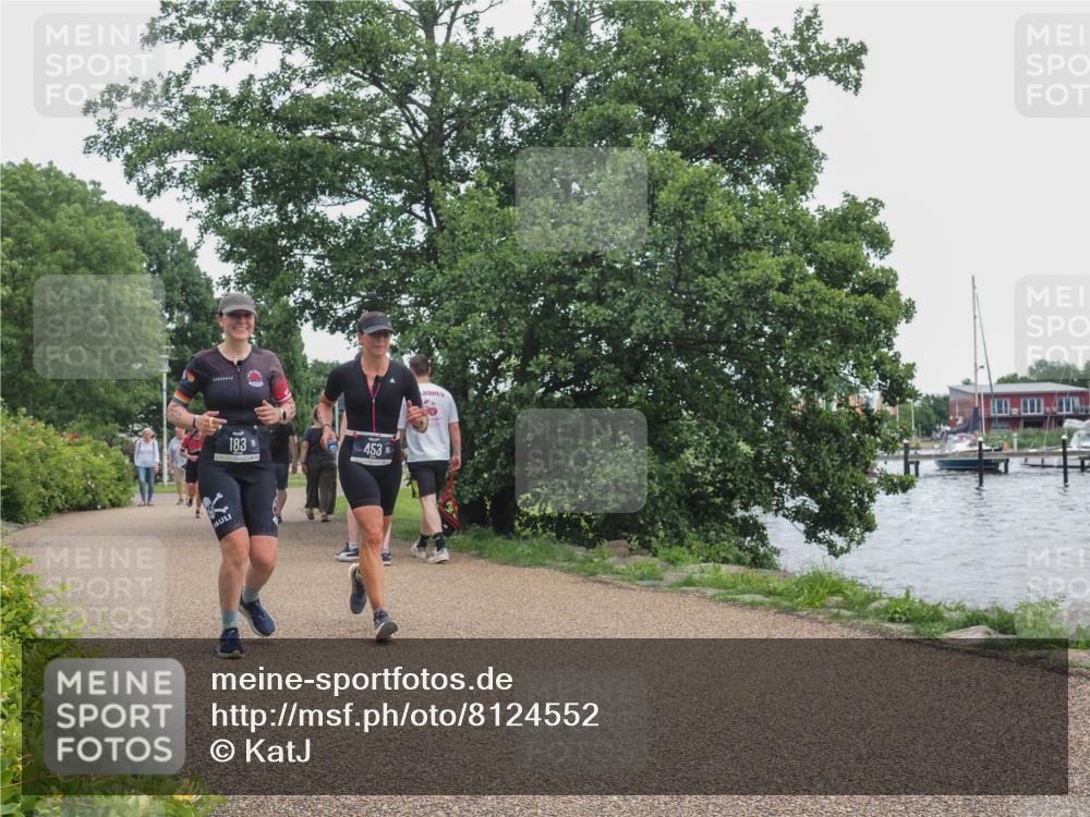 22.06.2025 - Viking Triathlon KatJ http://msf.ph/oto/8124552 22.06.2025 15:21:58 Laufen 183, 453 meine-sportfotos.de