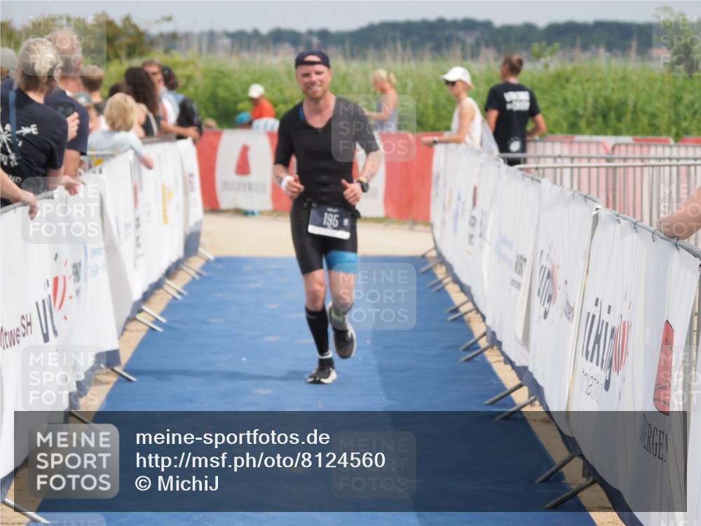 22.06.2025 - Viking Triathlon MichiJ http://msf.ph/oto/8124560 22.06.2025 15:15:10 Ziel 195 meine-sportfotos.de