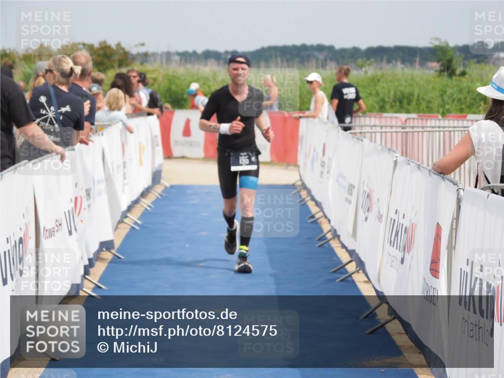 22.06.2025 - Viking Triathlon MichiJ http://msf.ph/oto/8124575 22.06.2025 15:15:11 Ziel 195 meine-sportfotos.de