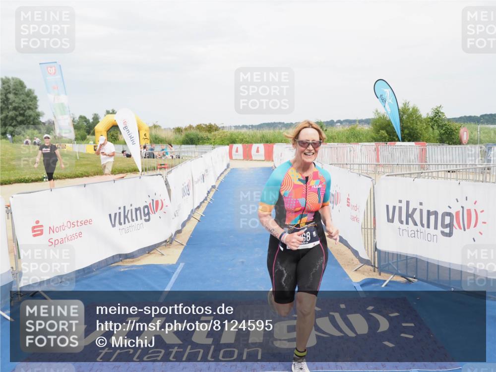 22.06.2025 - Viking Triathlon MichiJ http://msf.ph/oto/8124595 22.06.2025 17:19:20 Ziel 268 meine-sportfotos.de