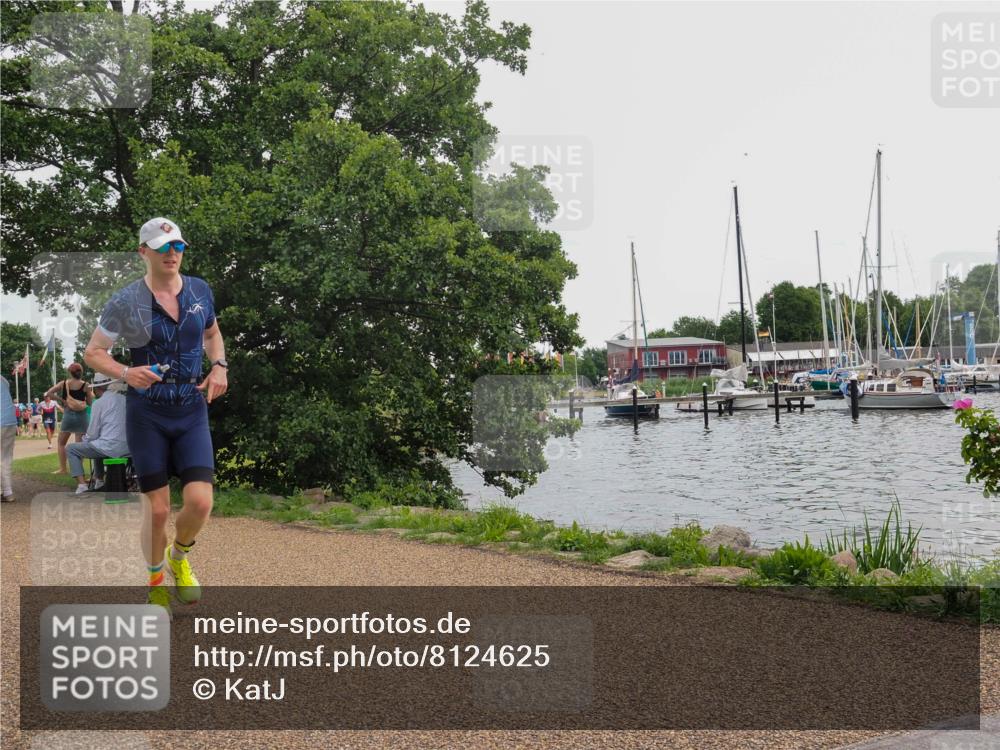 22.06.2025 - Viking Triathlon KatJ http://msf.ph/oto/8124625 22.06.2025 13:40:56 Laufen 328 meine-sportfotos.de