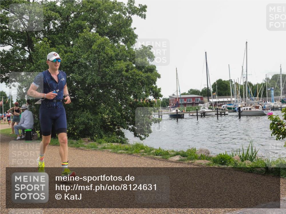22.06.2025 - Viking Triathlon KatJ http://msf.ph/oto/8124631 22.06.2025 13:40:56 Laufen 328 meine-sportfotos.de