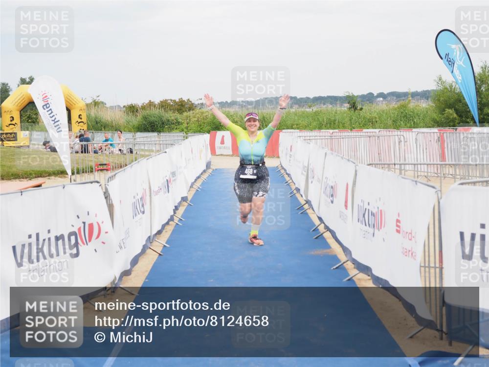 22.06.2025 - Viking Triathlon MichiJ http://msf.ph/oto/8124658 22.06.2025 17:19:41 Ziel 468 meine-sportfotos.de