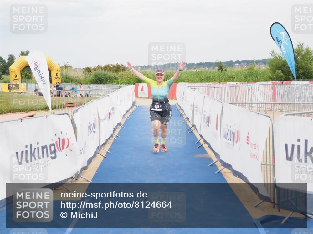 22.06.2025 - Viking Triathlon MichiJ http://msf.ph/oto/8124664 22.06.2025 17:19:41 Ziel 468 meine-sportfotos.de
