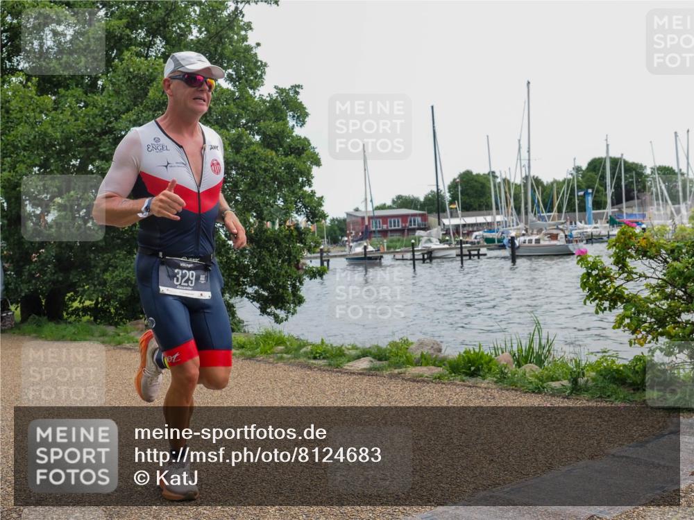 22.06.2025 - Viking Triathlon KatJ http://msf.ph/oto/8124683 22.06.2025 13:41:07 Laufen 329 meine-sportfotos.de