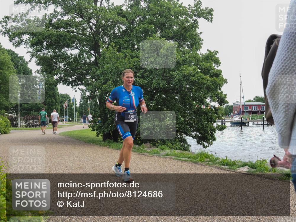 22.06.2025 - Viking Triathlon KatJ http://msf.ph/oto/8124686 22.06.2025 15:22:23 Laufen 488 meine-sportfotos.de